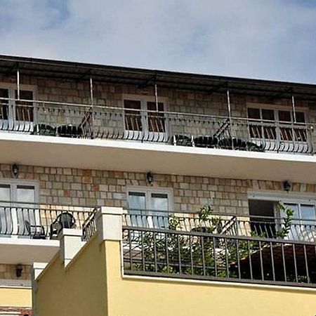 Apartments Marinovac Živogošće エクステリア 写真