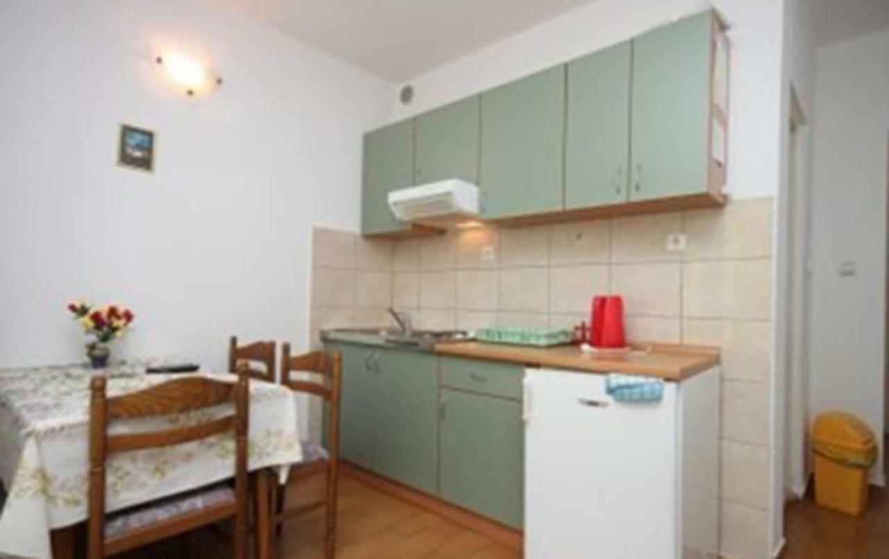 Apartments Marinovac Živogošće エクステリア 写真