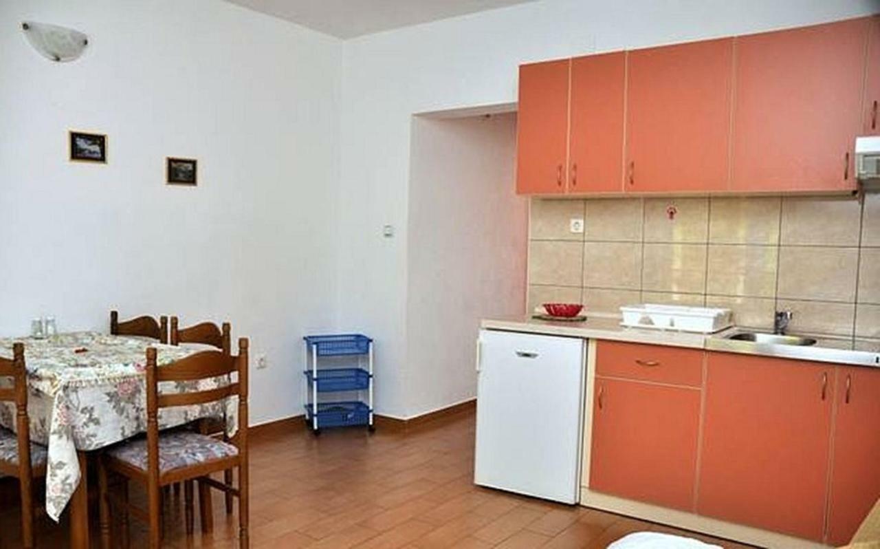 Apartments Marinovac Živogošće エクステリア 写真