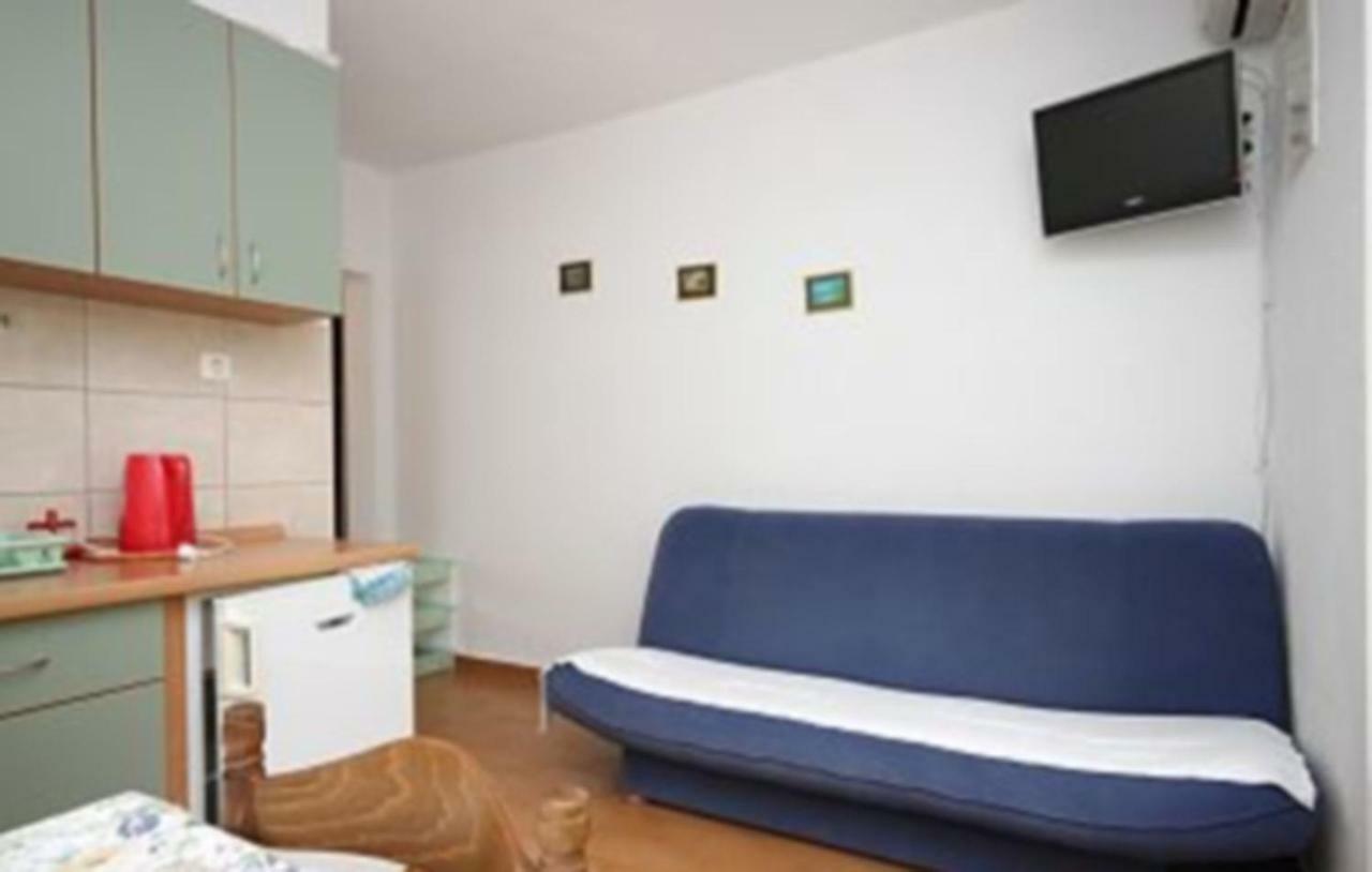 Apartments Marinovac Živogošće エクステリア 写真