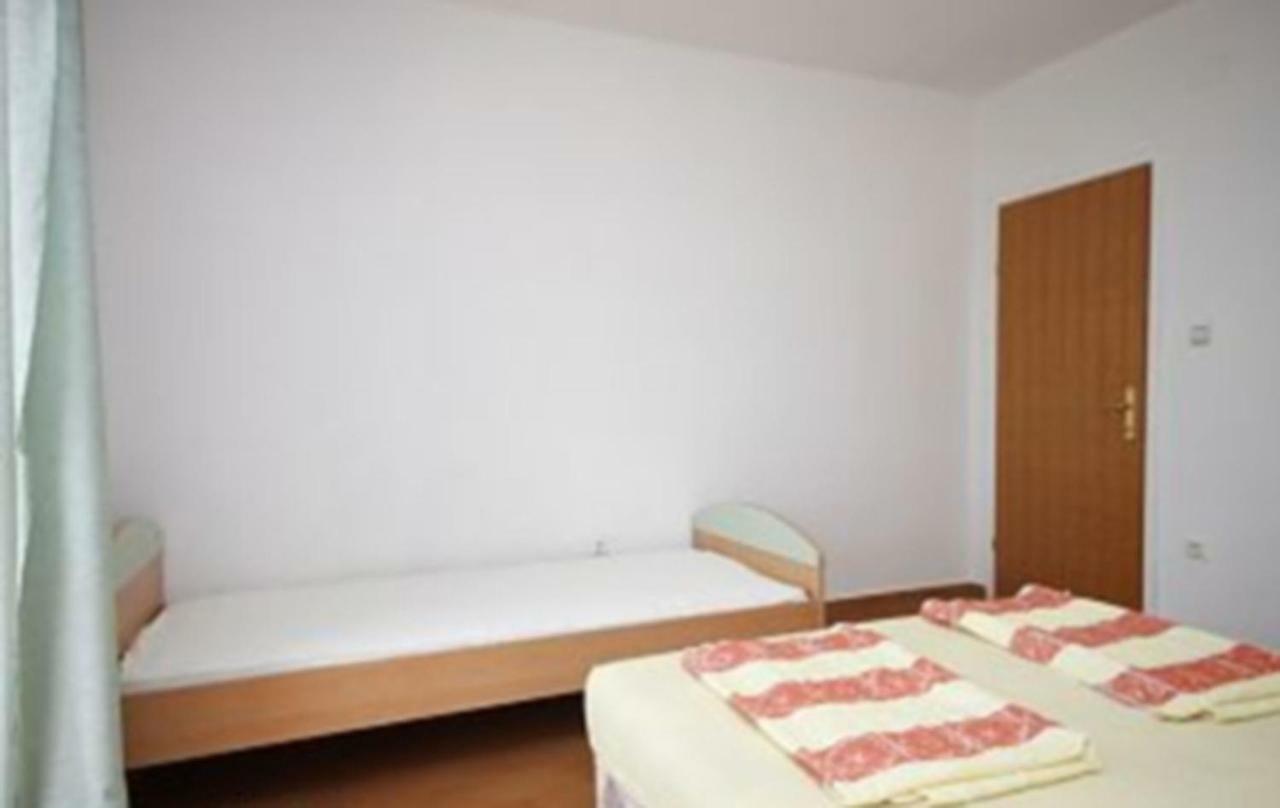 Apartments Marinovac Živogošće エクステリア 写真